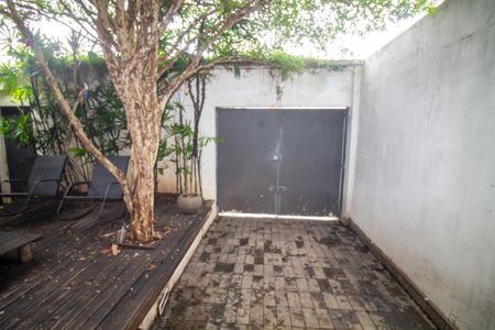 Casa à venda com 140m², 3 quartos e 1 vaga Casa à venda com 140m², 3 quartos e 1 vagaGaragem
