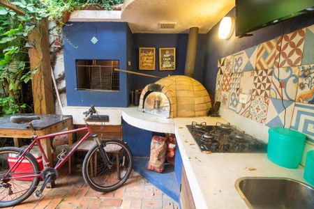 Casa à venda com 140m², 3 quartos e 1 vaga Casa à venda com 140m², 3 quartos e 1 vagaJardim / Churrasqueira