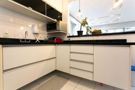 Apartamento à venda com 125m², 3 quartos e 2 vagas Apartamento à venda com 125m², 3 quartos e 2 vagasCozinha