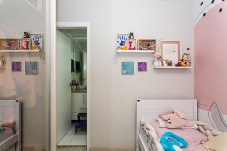 Apartamento à venda com 125m², 3 quartos e 2 vagas Apartamento à venda com 125m², 3 quartos e 2 vagasSuíte 2