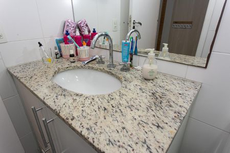 Apartamento à venda com 125m², 3 quartos e 2 vagas Apartamento à venda com 125m², 3 quartos e 2 vagasBanheiro da Suíte 2