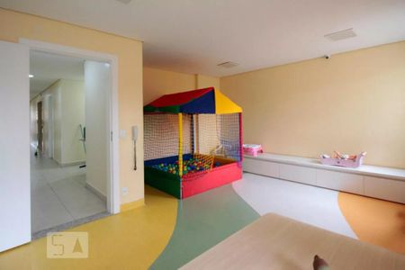 Apartamento à venda com 125m², 3 quartos e 2 vagas Apartamento à venda com 125m², 3 quartos e 2 vagasÁrea comum