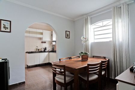 Casa para alugar com 110m², 2 quartos e 2 vagasCopa