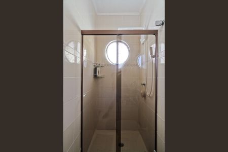 Casa para alugar com 110m², 2 quartos e 2 vagasBanheiro da Suíte