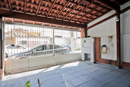 Casa para alugar com 110m², 2 quartos e 2 vagasÁrea externa