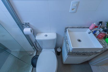 Apartamento à venda com 70m², 2 quartos e 1 vagabanheiro