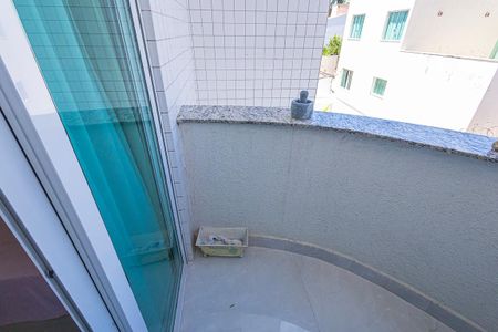 Apartamento à venda com 70m², 2 quartos e 1 vagavaranda