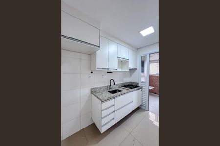 Apartamento para alugar com 65m², 2 quartos e 1 vagaCozinha