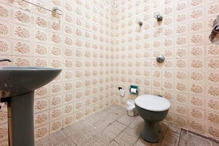 Casa à venda com 90m², 2 quartos e 3 vagasBanheiro Social