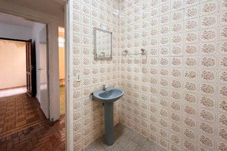 Casa à venda com 90m², 2 quartos e 3 vagasBanheiro Social