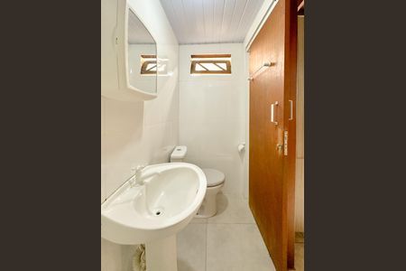 Apartamento para alugar com 70m², 2 quartos e sem vagaBanheiro