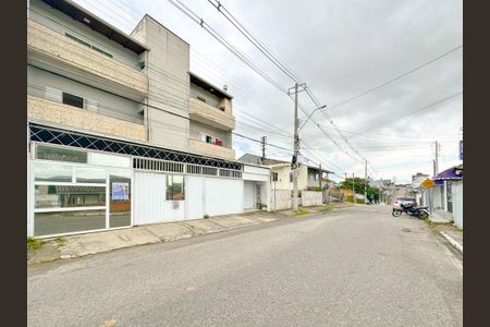 Apartamento para alugar com 60m², 2 quartos e sem vagaVista da Rua