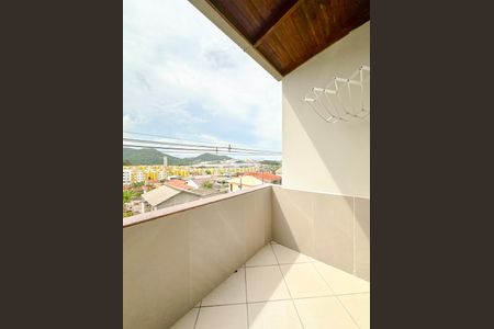 Apartamento para alugar com 60m², 2 quartos e sem vagaVaranda