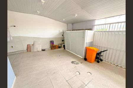 Apartamento para alugar com 60m², 2 quartos e sem vagaGaragem