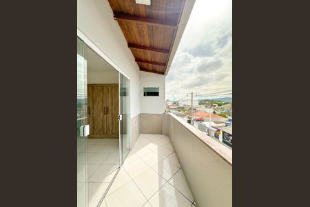 Apartamento para alugar com 60m², 2 quartos e sem vagaVaranda
