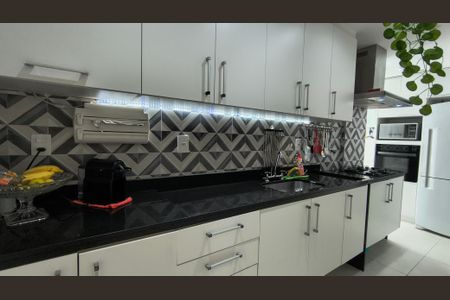 Apartamento à venda com 114m², 3 quartos e 2 vagasCozinha e Área de Serviço