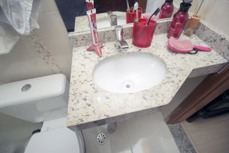 Apartamento à venda com 57m², 3 quartos e 2 vagasBanheiro da Suíte