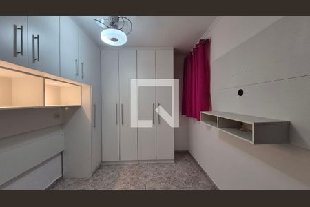 Casa à venda com 6 quartos, 240m² em Jardim do Estádio, Santo André
