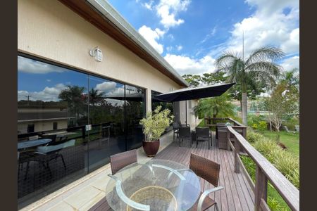 Casa de condomínio para alugar com 2950m², 3 quartos e 5 vagasVaranda