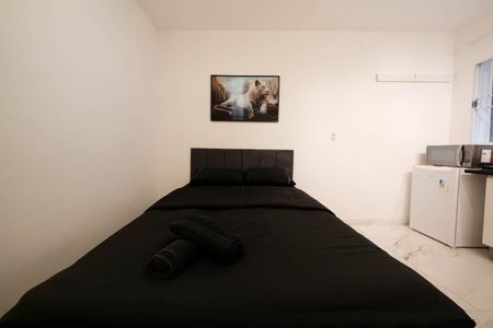 Kitnet de casa de condomínio para alugar com 1 quarto, 16m² em Jardim Lisboa, São Paulo