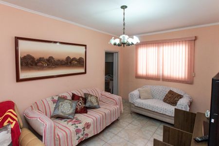 Casa à venda com 180m², 3 quartos e 2 vagasSala