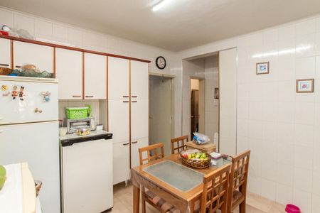 Casa à venda com 180m², 3 quartos e 2 vagasCasa 2 - Cozinha