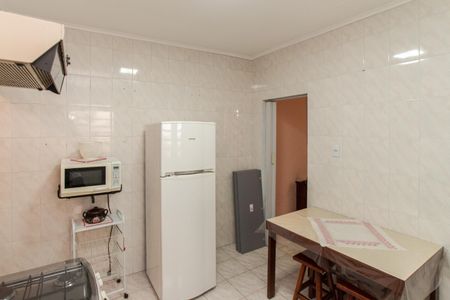 Casa à venda com 180m², 3 quartos e 2 vagasCozinha