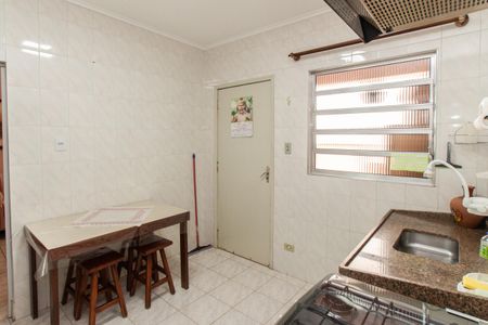 Casa à venda com 180m², 3 quartos e 2 vagasCozinha