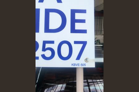 Casa à venda com 180m², 3 quartos e 2 vagasPlaca