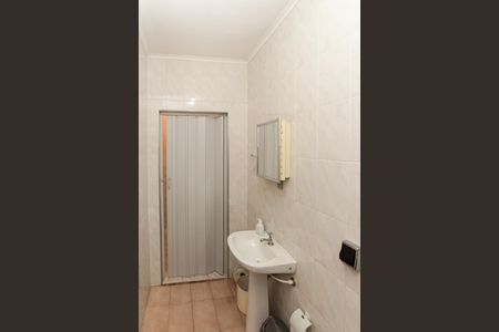 Casa à venda com 180m², 3 quartos e 2 vagasBanheiro