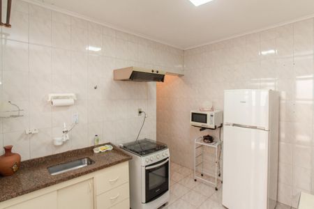 Casa à venda com 180m², 3 quartos e 2 vagasCozinha