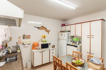 Casa à venda com 180m², 3 quartos e 2 vagasCasa 2 - Cozinha