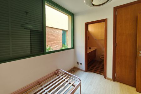 Casa de condomínio à venda com 504m², 4 quartos e 4 vagasQuarto Suíte