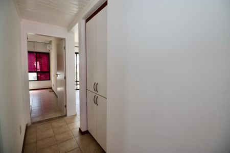 Apartamento para alugar com 89m², 2 quartos e 2 vagasCorredor 