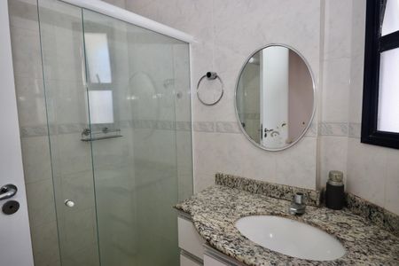 Apartamento para alugar com 89m², 2 quartos e 2 vagasBanheiro social 