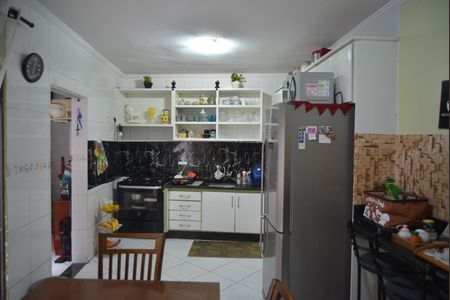 Casa à venda com 127m², 3 quartos e 2 vagasCozinha