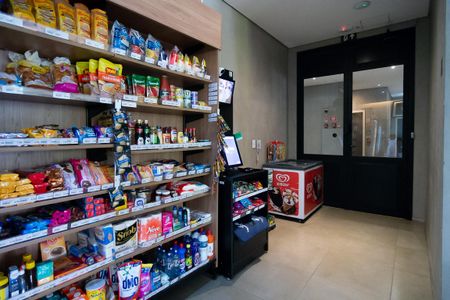 Studio para alugar com 42m², 0 quarto e 1 vagaMini Mercado / Lavanderia