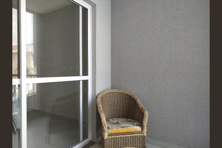 Apartamento à venda com 41m², 2 quartos e 1 vaga Apartamento à venda com 41m², 2 quartos e 1 vagaÁrea de serviço e varanda