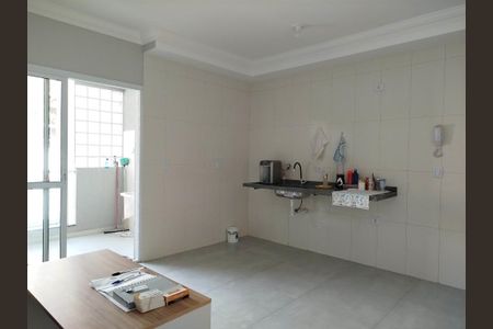 Apartamento à venda com 41m², 2 quartos e 1 vaga Apartamento à venda com 41m², 2 quartos e 1 vagaSala e cozinha