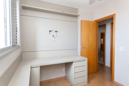 Apartamento para alugar com 98m², 3 quartos e 2 vagasquarto 2