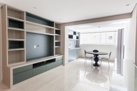 Apartamento para alugar com 98m², 3 quartos e 2 vagassala