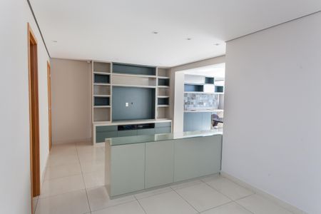 Apartamento para alugar com 98m², 3 quartos e 2 vagassala