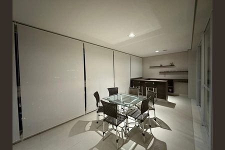 Apartamento para alugar com 106m², 1 quarto e 1 vagaVaranda