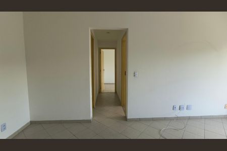 Sala de apartamento para alugar com 2 quartos, 64m² em Vargem Grande, Rio de Janeiro