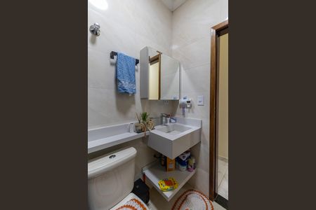 Casa à venda com 150m², 2 quartos e 2 vagas Casa à venda com 150m², 2 quartos e 2 vagasBanheiro