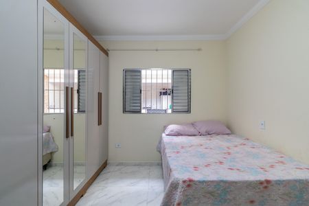 Casa à venda com 150m², 2 quartos e 2 vagas Casa à venda com 150m², 2 quartos e 2 vagasQuarto 2
