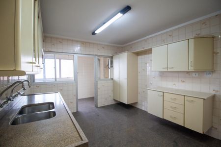 Apartamento para alugar com 145m², 3 quartos e 2 vagasCozinha 