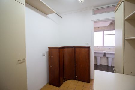 Apartamento para alugar com 145m², 3 quartos e 2 vagasEscritorio 