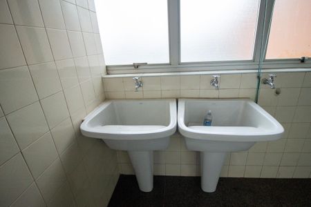 Apartamento para alugar com 145m², 3 quartos e 2 vagasÁrea de Serviço