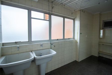 Apartamento para alugar com 145m², 3 quartos e 2 vagasÁrea de Serviço